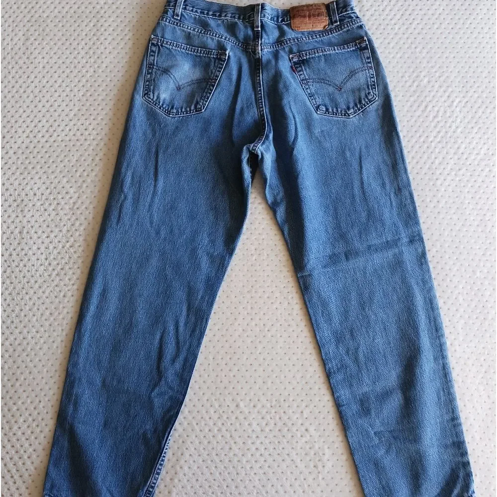 Vintage 550' s Distressed Medium wash jeans 👖 - Picture 11 of 16
